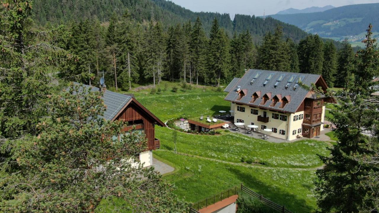 Natura Boutique Chalet Wellness Spa Добиако Екстериор снимка