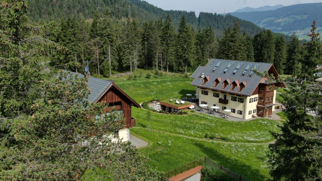 Natura Boutique Chalet Wellness Spa Hotel Добиако Екстериор снимка